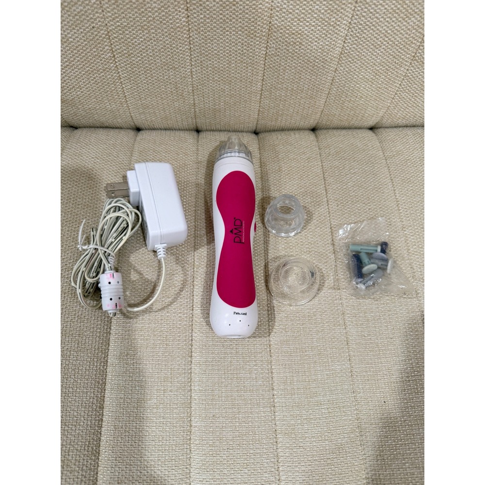 PMD Personal Microderm Classic Skincare Device White Pink with Discs and Adapter - Picture 2 of 4